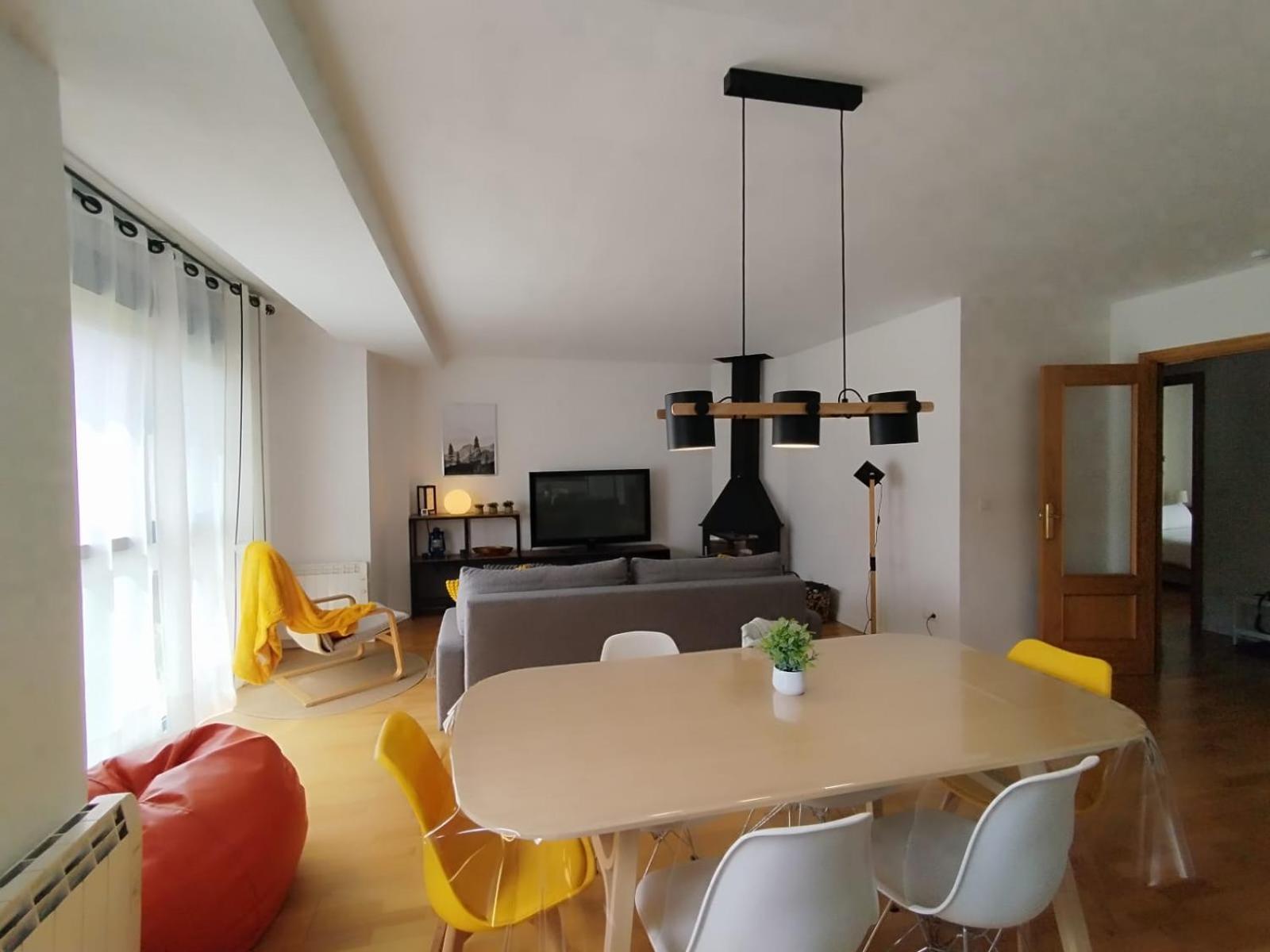 Ventanal De Saras Petfriendly Garaje Trastero Y Chimenea - Arafita Apartamentos بانتيكوسا المظهر الخارجي الصورة